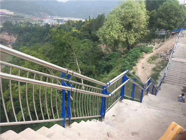 江津不锈钢桥梁栏杆