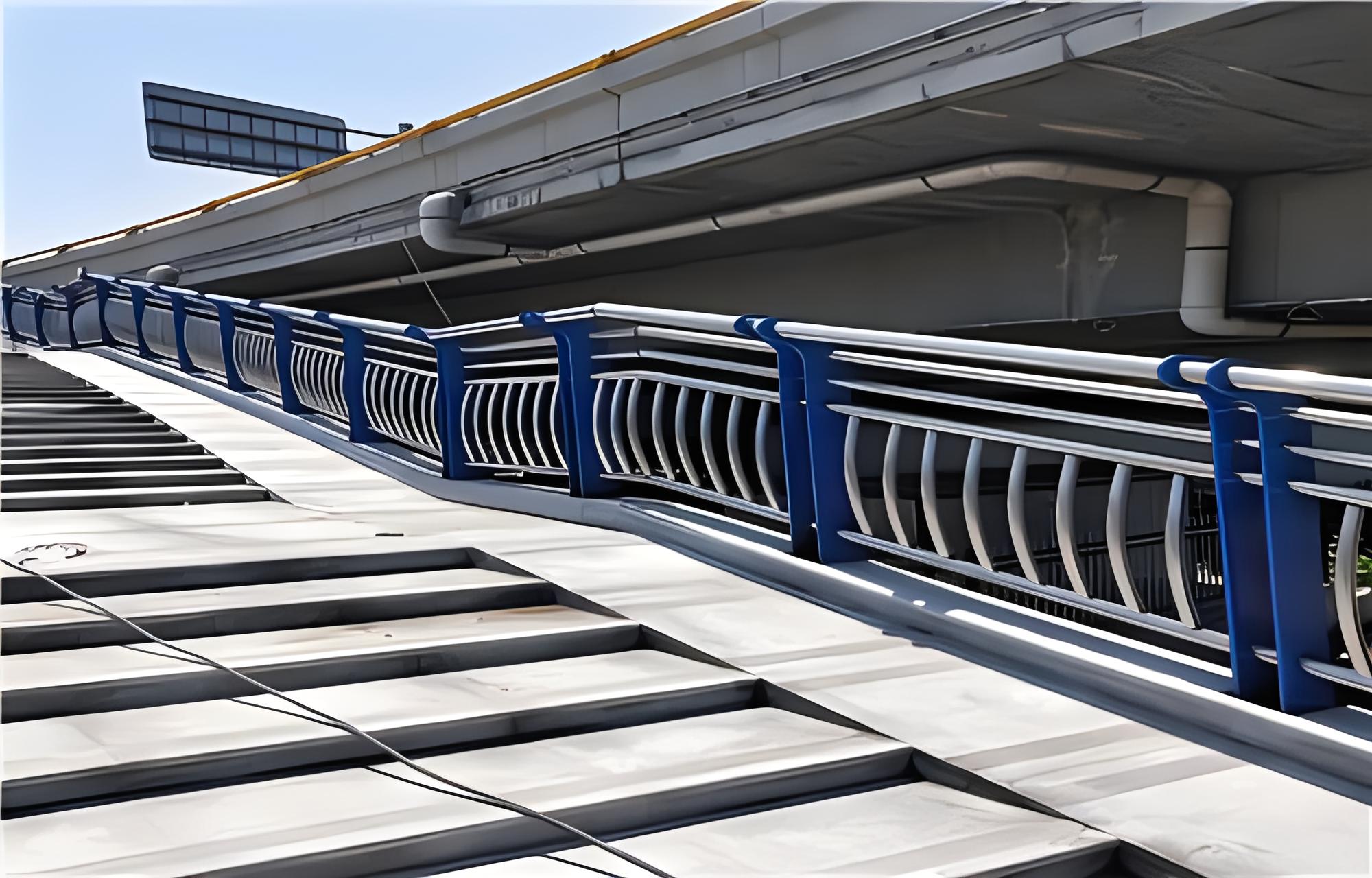 江津不锈钢桥梁护栏维护方案：确保安全，延长使用寿命