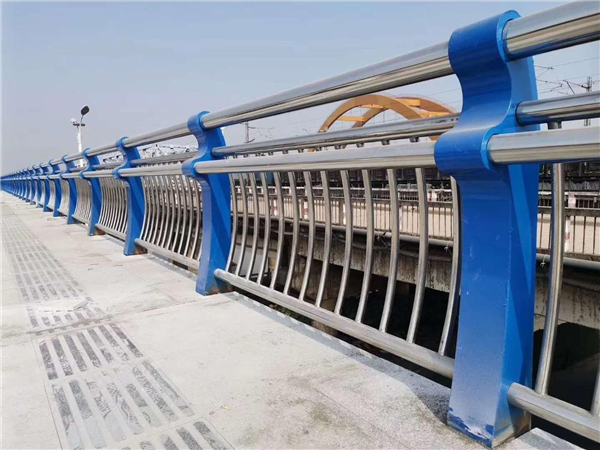 江津304不锈钢复合管护栏的生产工艺揭秘